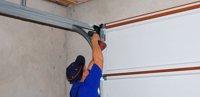 Garage Door Fixer Syracuse NY